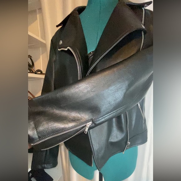 MAY SALE SALE!!! See video,Biker Jacket, leather jacket,black jacket,warm jacket - Picture 3 of 5